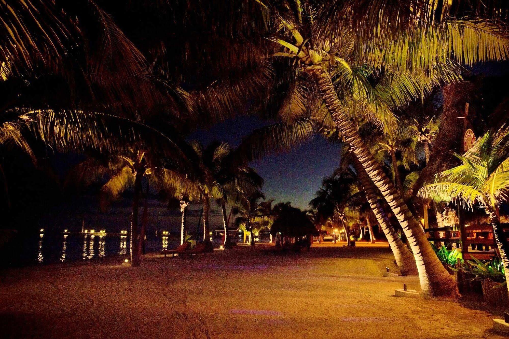 Ramons Village Resort San Pedro  Εξωτερικό φωτογραφία